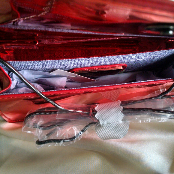 Urban Expressions Luxe Mirror Clutch - Picture 5 of 8